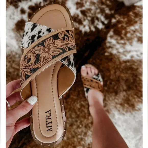 New! Myra Bag Western Hand-Tooled Leather Cowhide Hair-On Sandals - Picture 10 of 11